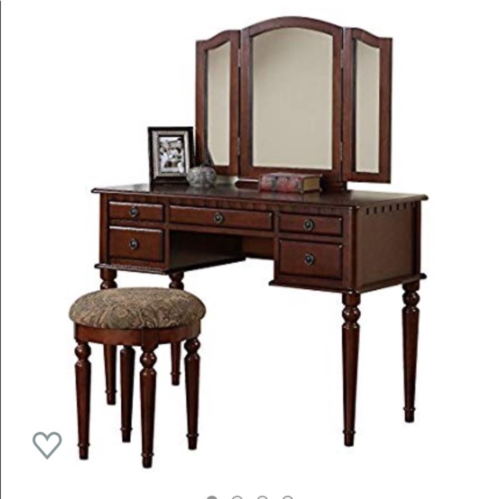 Makeup Vanity